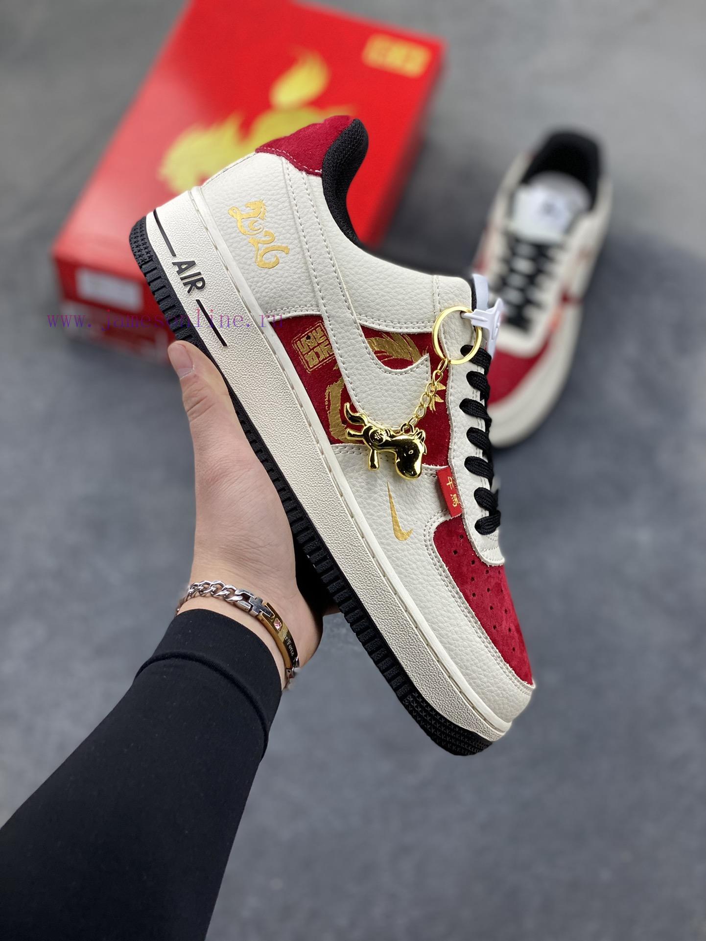 ne1u4dnu1eg.jpg New Customers Only, Limit One. The Atmosphere Of The 2026 New Year Is Captured By This Pair Of AF1 Shoes With A Red And White geb7887l - Image 1