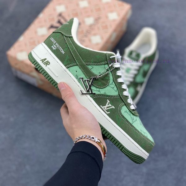 New Customers Only, Limit One. Overseas Release Of Nike Air Force 1 '07 Low LV Collaboration - Light Green And Dark Green Air q9rgvwwf