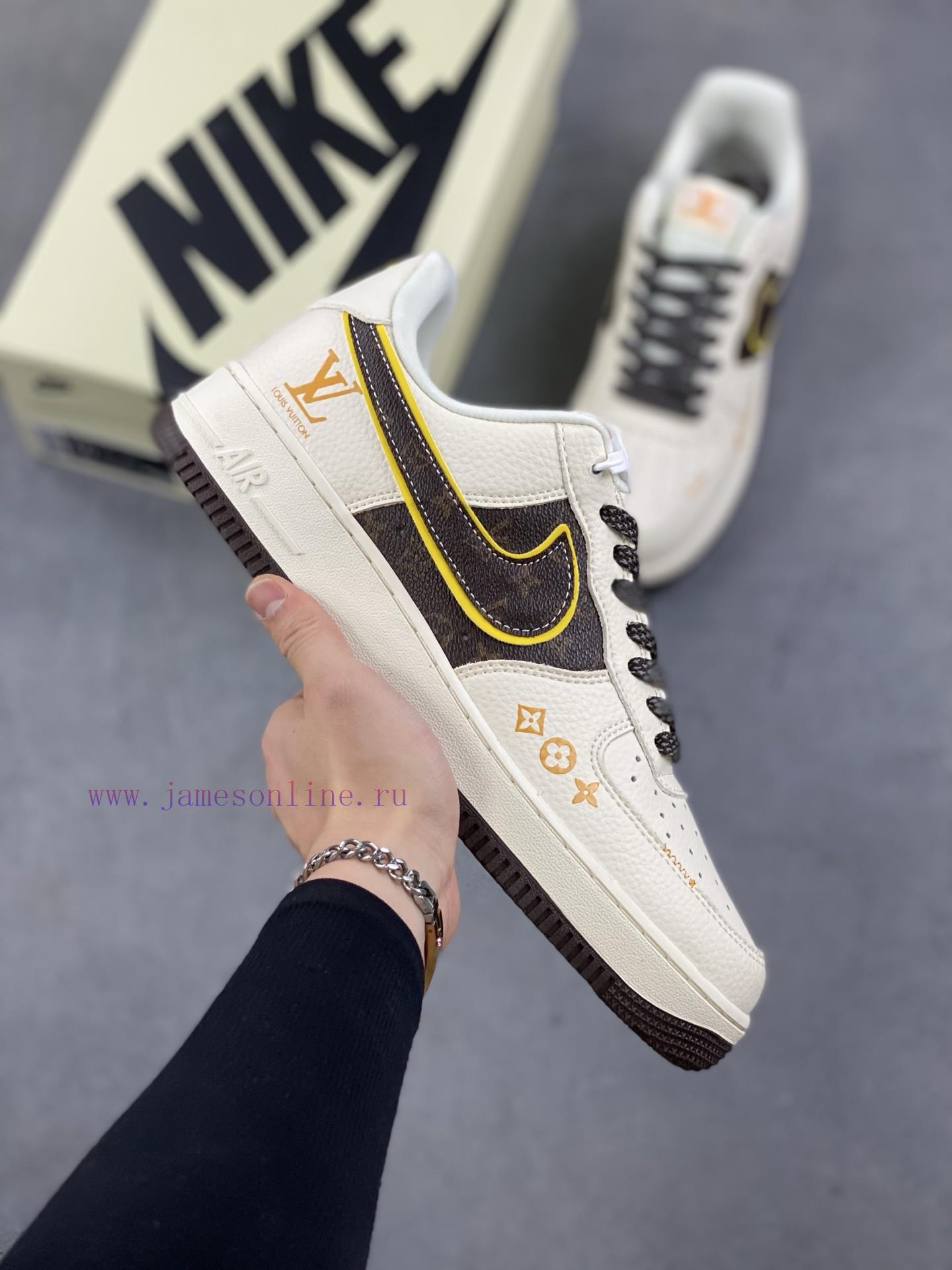2r4zvvnud3r.jpg New Customers Only, Limit One. CoreNike Air Force 1'07 Low Low Top Sports Shoes Casual Shoes Folding Needles Difficult Craftsm 2olkms2m - Image 1