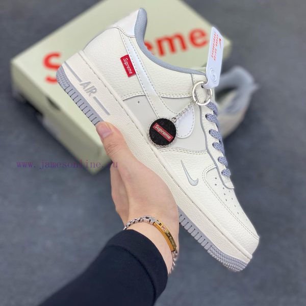 New Customers Only, Limit One. Nike Air Force 1 '07 Low "Supreme Collaboration - Grey Bottom And Red Label" Air Force One Low v91gs82o