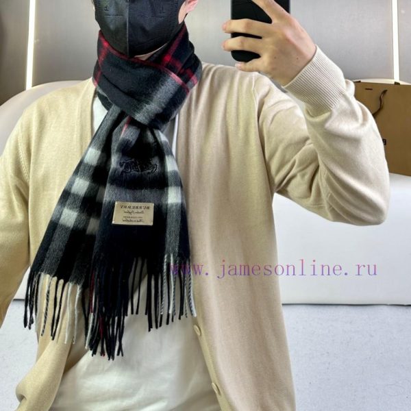 New Customers Only, Limit One. Burberry Models Have Arrived Embroidered Warhorses For Both Men And Women Suitable For Couples 33eyt4p6