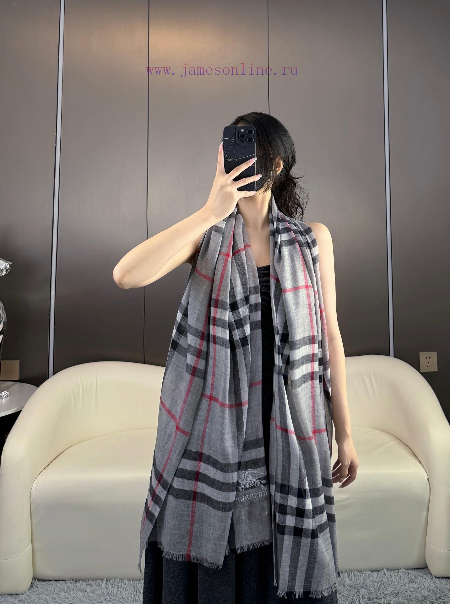x2i2h233fm1.jpg New Customers Only, Limit One. Popular Burberry 🧣 The Highly Anticipated Classic Version Of The Embroidered Warhorse Emblem Ha 506ylql5 - Image 1
