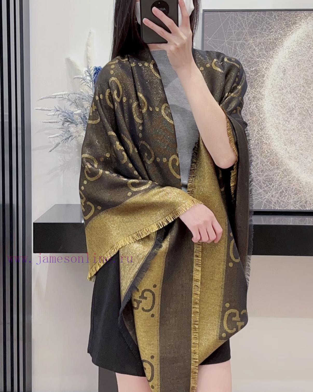 n5zbxnas10v.jpg New Customers Only, Limit One. GG Gucci Gold Thread Jacquard Shawl 140 Square Scarf Extremely Dazzling A Must-have For Goddess ynxkl20y - Image 1