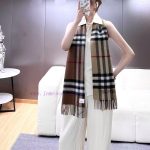 New Customers Only, Limit One. Newly Released 𝐁𝐮𝐫𝐛𝐞𝐫𝐫. "plaid Color Blocked Scarf"Size168x30cm 100% WoolClassic Plaid Contrast b7loypvv
