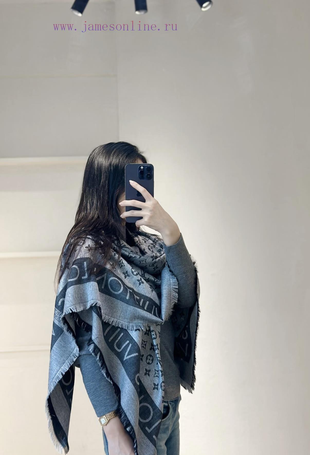 cnapv1f0alz.jpg New Customers Only, Limit One. The New L V 2026 Shawl Looks Like A Beloved Pair Of Jeans With A Unique Texture That Has Been W m7syxx03 - Image 1