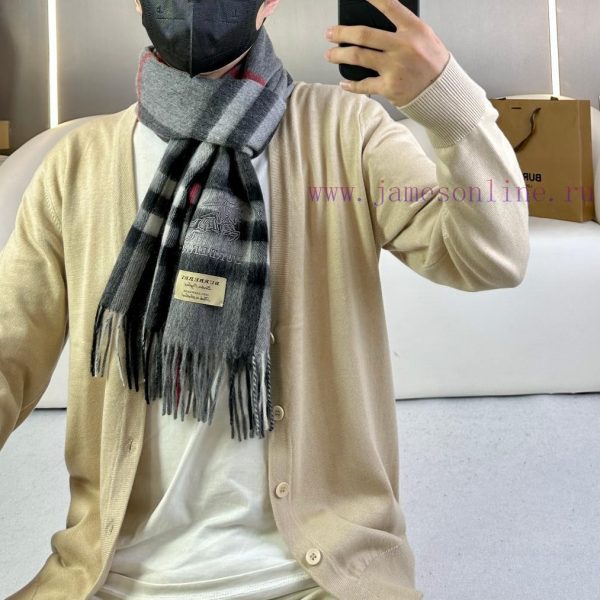 New Customers Only, Limit One. Burberry Models Have Arrived Embroidered Warhorses For Both Men And Women Suitable For Couples 74v2gs9e