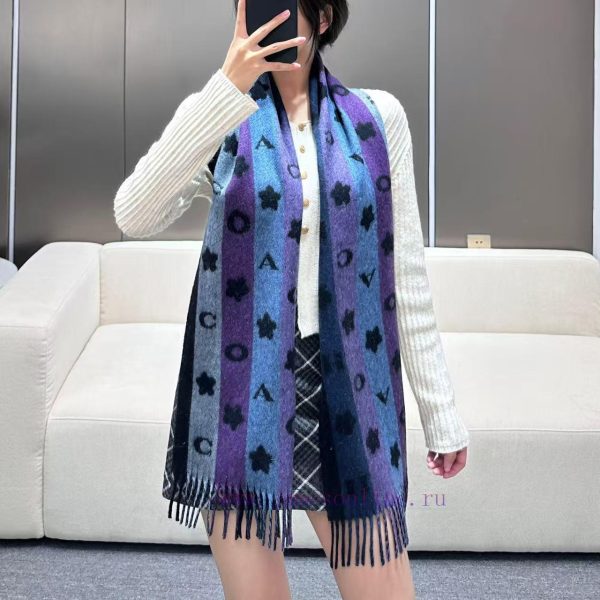 New Customers Only, Limit One. Coach Small Flower Scarf🌸 Wow COACH Small Flower Shawl Scarf. New Autumn And Winter Wool Shawl b4v9pnpe