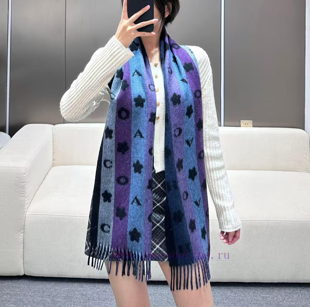 wqcvqbs1gig.jpg New Customers Only, Limit One. Coach Small Flower Scarf🌸 Wow COACH Small Flower Shawl Scarf. New Autumn And Winter Wool Shawl b4v9pnpe - Image 1