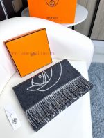 New Customers Only, Limit One. The New Herm è S Scarf Features Delicate Contrasting Jacquard Weaving Presenting The Entrelacs 5vnpu70u - Image 5