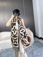 New Customers Only, Limit One. Official Website Tricolor 🧣 It's So Beautiful. Big Fried Dough Twists Also Has A New Style Scar w6n50vbc - Image 2