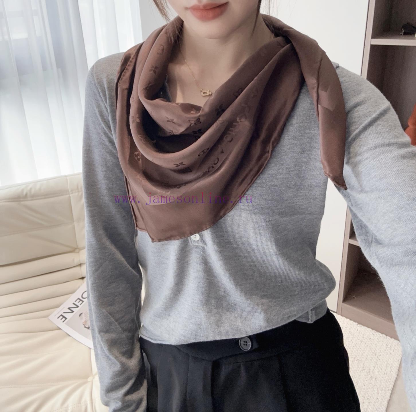 om24jl2chml.jpg New Customers Only, Limit One. MonclerOGRAM CONFIDENTIAL Handkerchief18mm Premium Silk Double-sided Same Color ScarfThe Moncle fw55re3r - Image 1