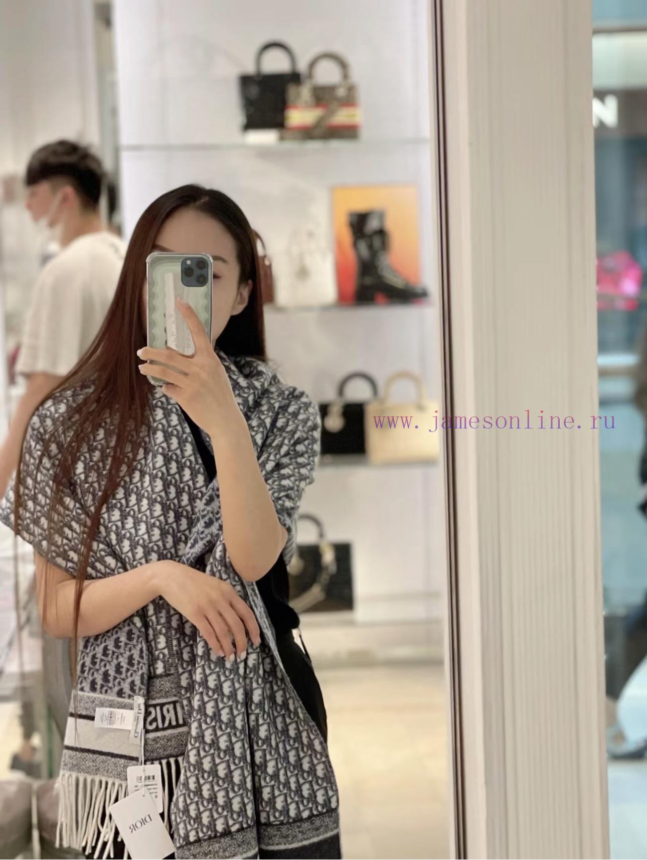 ybhrkm5u3fz.jpg New Customers Only, Limit One. This Oblique Print Scarf By Dior Reinterprets The Classic Dior Logo And Showcases A Modern Spir rsgcmegg - Image 1