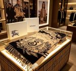 New Customers Only, Limit One. The Burberry Warrior Knight Double-sided Shawl With Various Beautiful Designs Is Hailed As Burb i3jo476b - Image 6