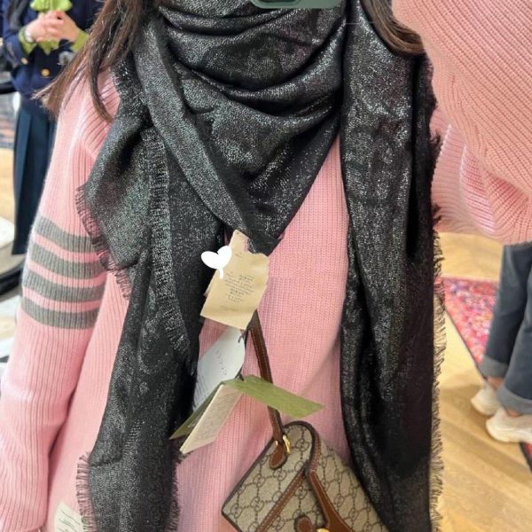 New Customers Only, Limit One. GG Gucci Gold Thread Jacquard Shawl 140 Square Scarf Extremely Dazzling A Must-have For Goddess uqht7exi
