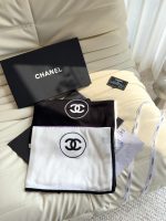 New Customers Only, Limit One. Classic Double C Series 🔥 The Synonymous Fabric For Women's Elegance Is 70% Cashmere And 30% Si e2uflnfc - Image 3