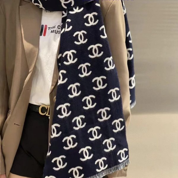 New Customers Only, Limit One. Chanel's New Autumn And Winter Classic Collection ScarfThe Ultimate Collision Of Black And Whit ioueyuxz