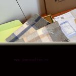 New Customers Only, Limit One. Burberry Wool Plaid Looks Crazy It's So Stylish And Charming. I Really Like The Fashionable Aut 2c6vi4l3 - Image 4