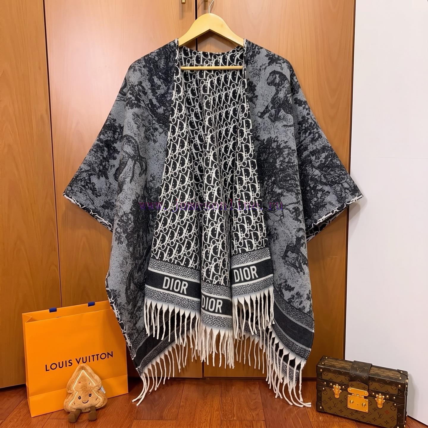 rgvvqwjf0js.jpg New Customers Only, Limit One. Dior Double Sided Cloak | Unlock Two Styles Of Luxury With One Piece 💫Who Understands The Charm f18czmtc - Image 1