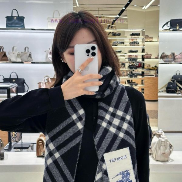New Customers Only, Limit One. 🎊 Burberry Official Website 💥  100% Wool Material 🔥 Very Warm 👑  Soft And Skin Friendly Without ir884q8v
