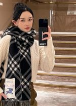 New Customers Only, Limit One. 🎊 Burberry Official Website 💥  100% Wool Material 🔥 Very Warm 👑  Soft And Skin Friendly Without ir884q8v - Image 3
