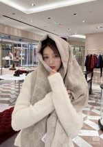 New Customers Only, Limit One. GUCCI's Hottest GG Gucci Pure Wool Scarf Of The Year Is None Of Them. Come And Raise Your Hand. ttekze59 - Image 2