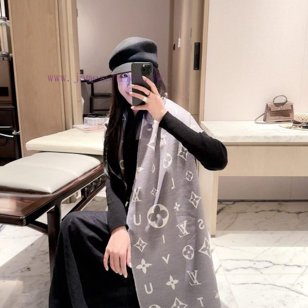 New Customers Only, Limit One. You Can See For Yourself How Much LV Stuff There Is. This Scarf Doesn't Require Too Much Fancy pbrdalze