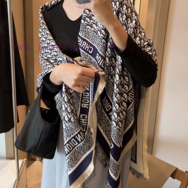 New Customers Only, Limit One. This Dior Vintage Is Truly Unbeatable Fashionable And Versatile. Highly Recommended. Dior Will n4z4i970