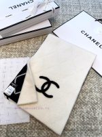 New Customers Only, Limit One. Chanel's New Year's Top Selling Product Arrives: Chanel Autumn/Winter Ultra Soft Sticky Scarf|| nl92w0nm - Image 4