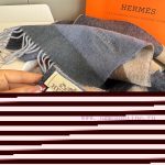 New Customers Only, Limit One. Hermes Double-sided Lambing Wool Scarf With Horse Jacquard Made Of 100% Top-quality Lambing Woo 0v18frg6 - Image 9