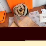 New Customers Only, Limit One. Hermes Double-sided Lambing Wool Scarf With Horse Jacquard Made Of 100% Top-quality Lambing Woo p9ip32zj - Image 6