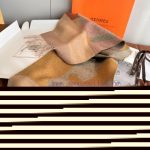 New Customers Only, Limit One. Hermes Double-sided Lambing Wool Scarf With Horse Jacquard Made Of 100% Top-quality Lambing Woo p9ip32zj - Image 8