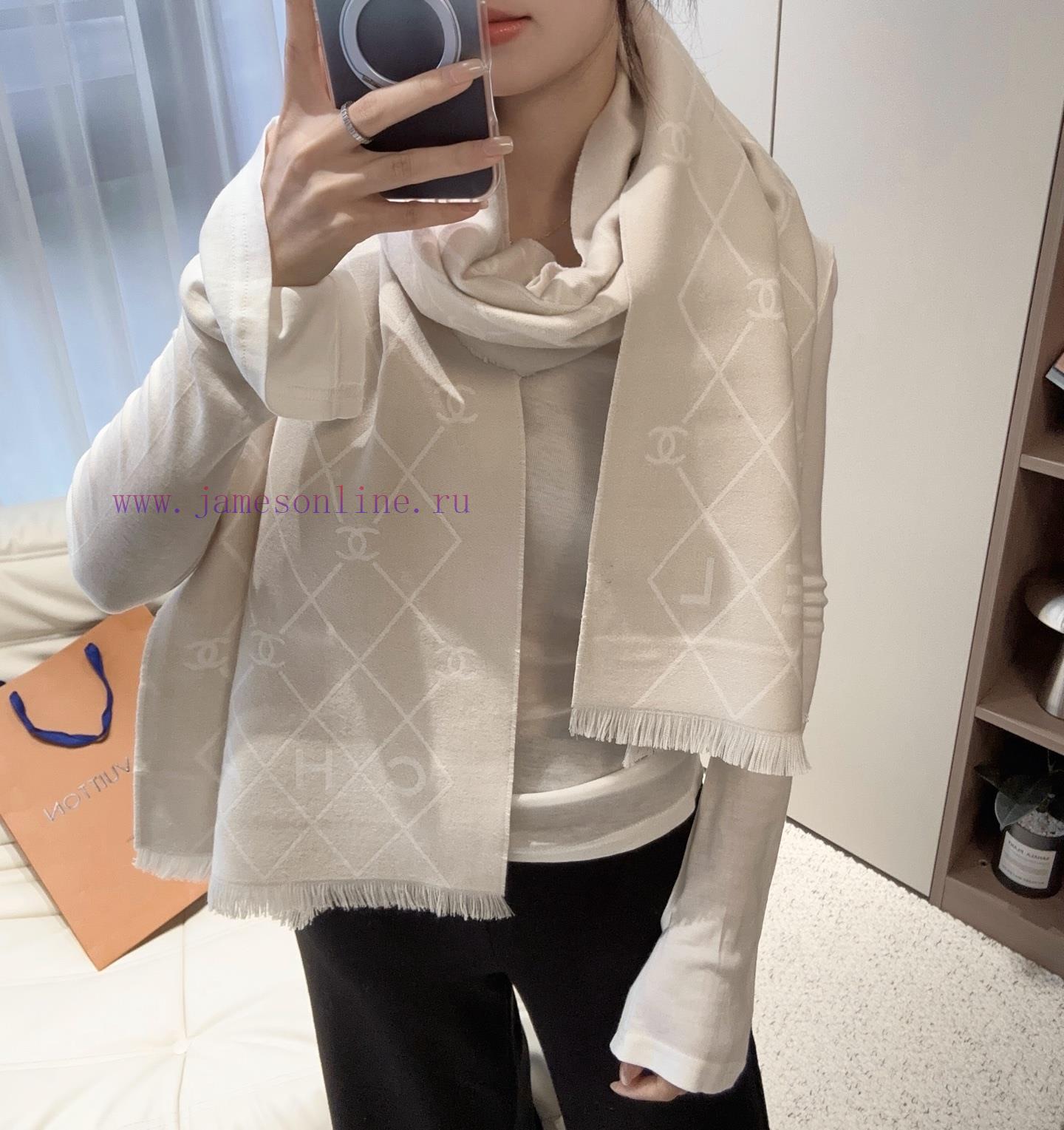 21kismatl0a.jpg New Customers Only, Limit One. CHANEL Double-sided Diamond Grid - Wool Scarf With Top-level Double-layer Color Weaving Process 4t4zdj84 - Image 1