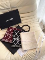 New Customers Only, Limit One. CHANEL Double-sided Diamond Grid - Wool Scarf With Top-level Double-layer Color Weaving Process 4t4zdj84 - Image 3