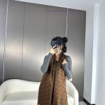 New Customers Only, Limit One. The CELINE Triumphal Arch Scattered Forest Old Flower Wool Scarf Has Finally Been Shipped... Ma 7jmr075n