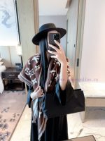 New Customers Only, Limit One. LV Old Flower Triangle Shawl | Early Autumn Elegant Atmosphere Artifact 🍂Who Can Refuse This LV dxvr4rtz - Image 6