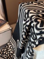 New Customers Only, Limit One. Burberry's Original Single Beautiful Item Is A Very Elegant Style ❗ New~300 High-end Scarves Tr jbyhe0l1 - Image 4