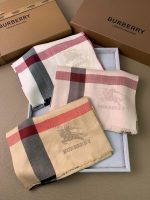New Customers Only, Limit One. B's Forever Fashionable Burberry Classic Plaid Thin Diamond Patterned Wool Scarf~A Rare Classic g5lk7i0u - Image 4