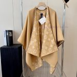 New Customers Only, Limit One. Finally Arrived 🤩 A Popular Cloak For DonkeysThe Price Is Super Beautiful Wool 🐑 Blended With C xbdz90pg