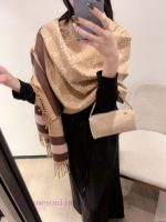 New Customers Only, Limit One. Gucci 🇫🇷 100% Wool 💥 Highly Recommend This Super Popular Scarf With GG Gucci Jacquard Logo Desi gg2dhinz - Image 2