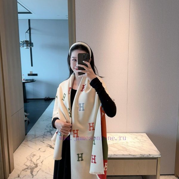 New Customers Only, Limit One. Classics Never Go Out Of Style ✨ Hermes H-letter Double-sided Scarf | Full Of Noble AtmosphereH 1y61rkzv