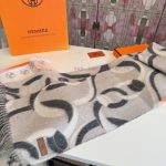 New Customers Only, Limit One. Hermes Double Sided Lamb Cashmere Scarf Set With 100% Top Grade Lamb Cashmere Material In Maso 4h65euv1 - Image 6
