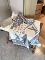 New Customers Only, Limit One. New Couple Style On Hot Selling Items 👍👍 LV Cattle Goods 🐂   Luxury Lies In Size And High-end Q zt4th6ht - Image 8